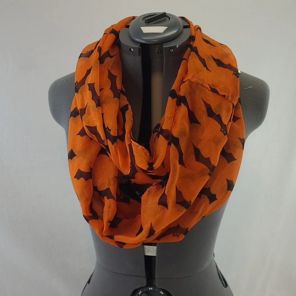 Lot of 9 infinity scarves including Halloween ๐ Christmas ๐ and more! - Picture 2 of 16